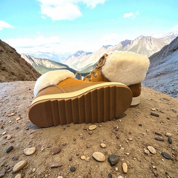 UGG Kookaburra Tinlee Cozy Fur-Lined Tan Lace-Up Boots - Picture 10 of 12